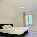 Luxrem-de 5 * Biel