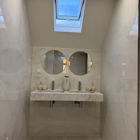 Luxrem-De 5 Apartments Bienne