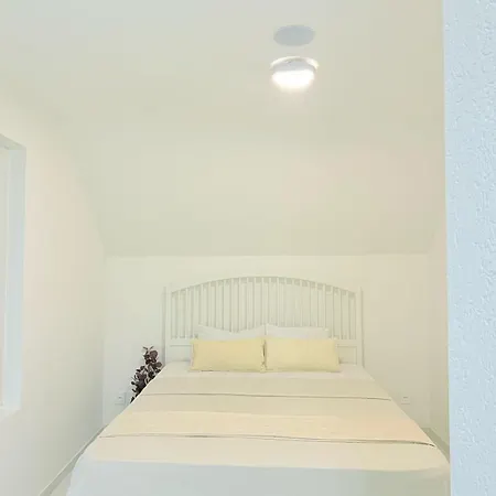 Luxrem 5 Skyline Apartment Biel