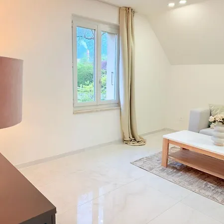 Luxrem-De 5 Apartments Bienne