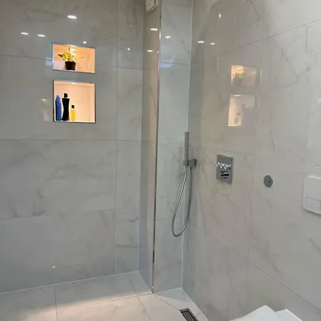 Luxrem 5 Skyline Apartment Biel