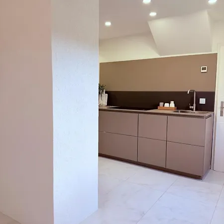 Luxrem 5 Skyline *